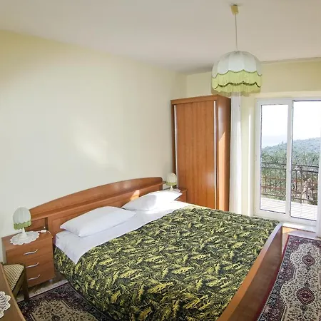 Moretic ゲストハウス