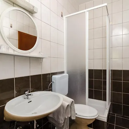 Gostinjska kuća Moretic Orasac