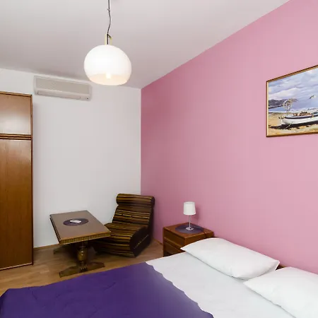 Gostinjska kuća Moretic 3*