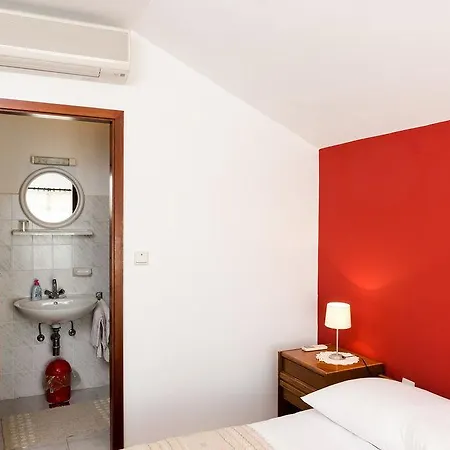 ゲストハウス Moretic オラサック